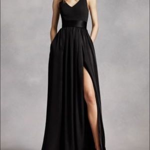 Vera Wang Black Floor Length Dress V Neck Halter